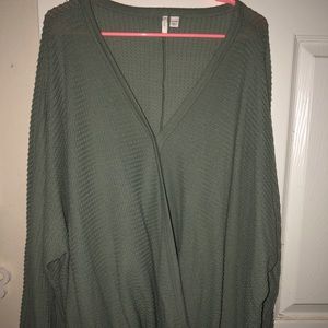 Cato’s long sleeve top.